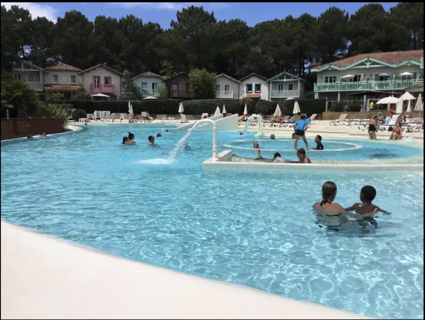 לאקאנו Appart' Dans Les Pins, Ocean, Lac, Piscine מראה חיצוני תמונה